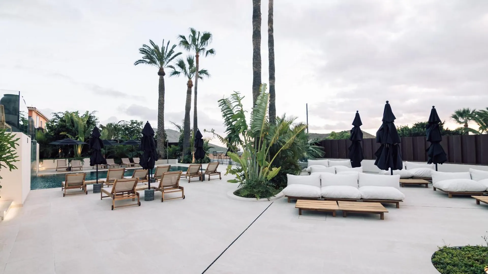 Hotel Estefania Boutique Suites Los Cristianos  4*, Los Cristianos (Tenerife)